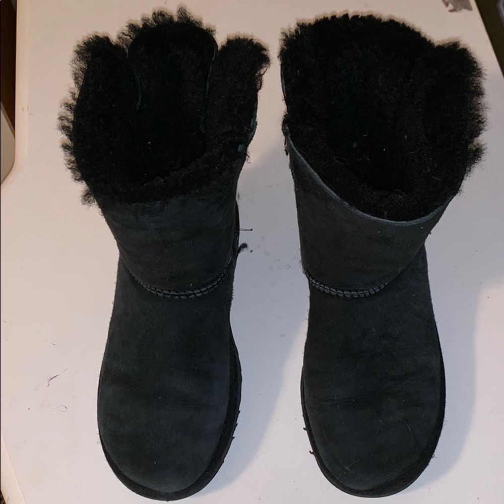 Ugg Black Bailey Bow Boots - Picture 1 of 3